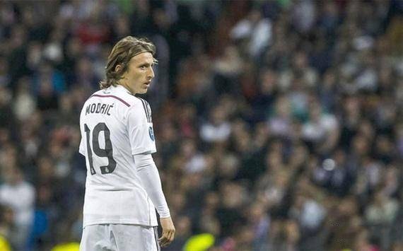 球星晒更衣室照，全队氛围太好了