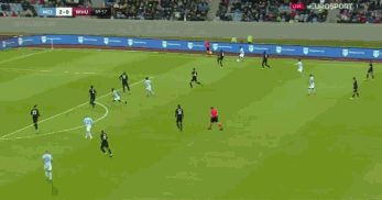 齐达内、贝克汉姆、大罗对线罗纳尔迪尼奥，梅西当时有多大？