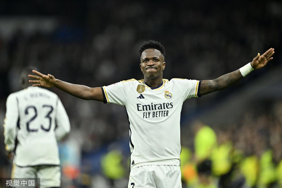 法尔克：阿斯拉尼进入拜仁和多特引援名单，球员解约金3000万