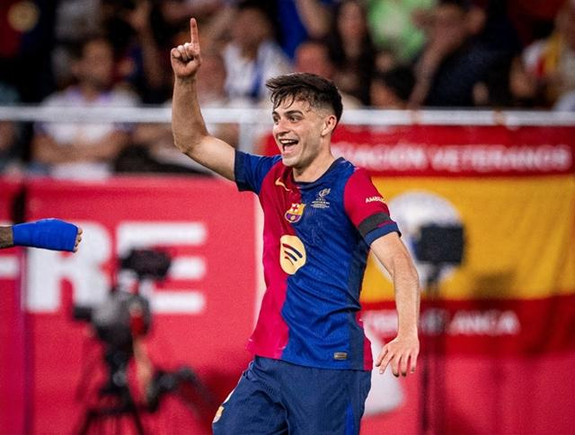 卡拉格痛批萨拉赫：这次炮轰是精心设计的，来利物浦前他啥也不是