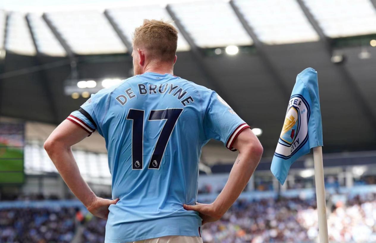 掘金约基奇三双球队大胜快船